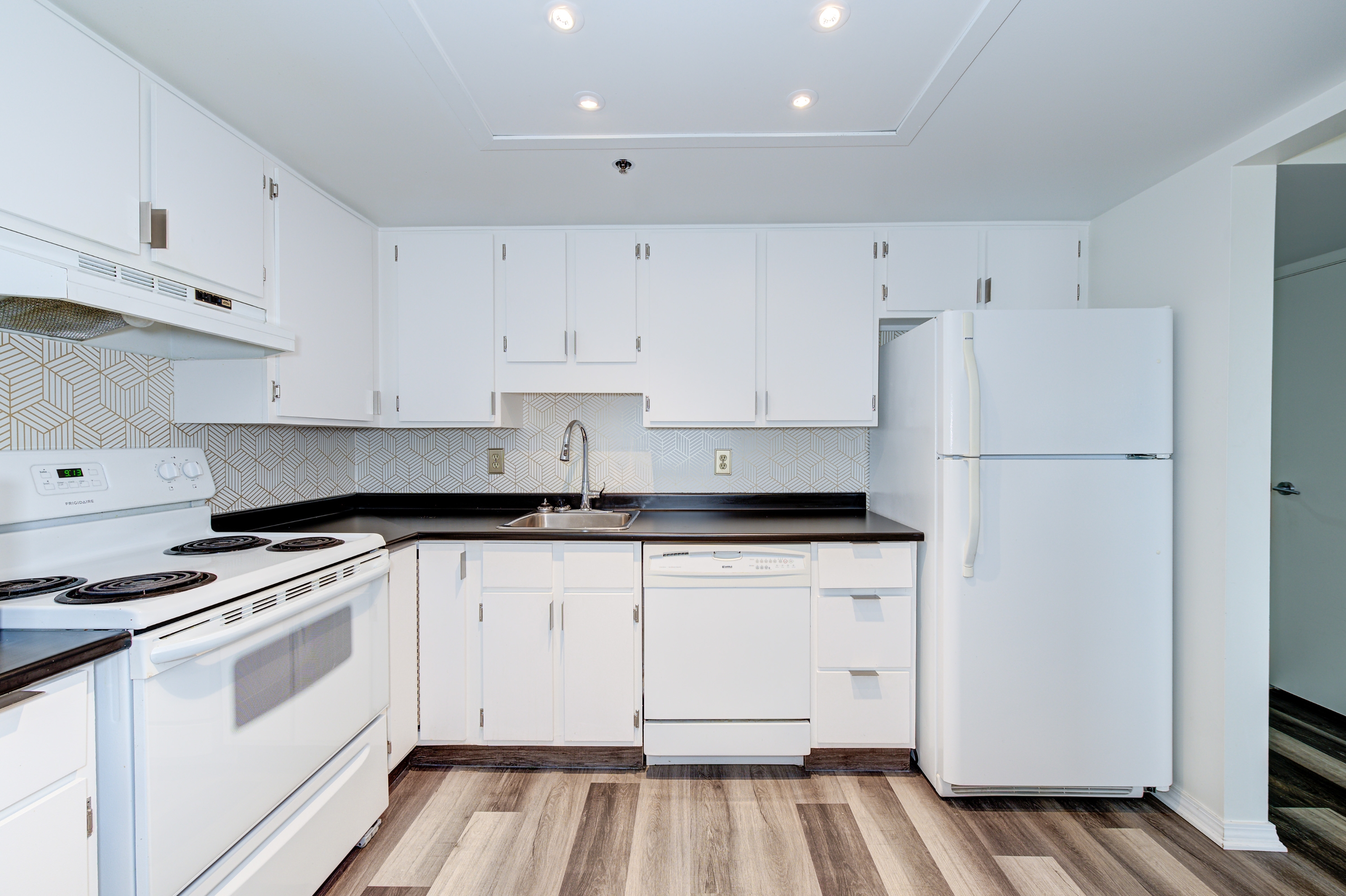 1203 - 311 6th Avenue North